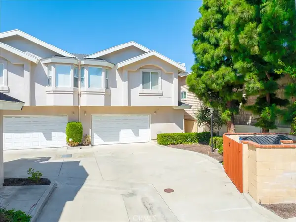 2239 Pacific Avenue #C, Costa Mesa, CA 92627