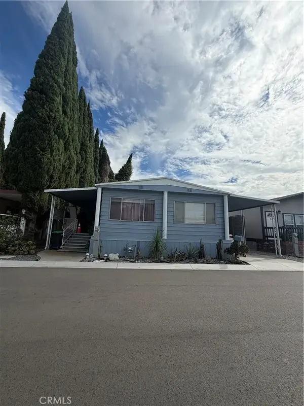 19127 Pioneer #90, Artesia, CA 90701