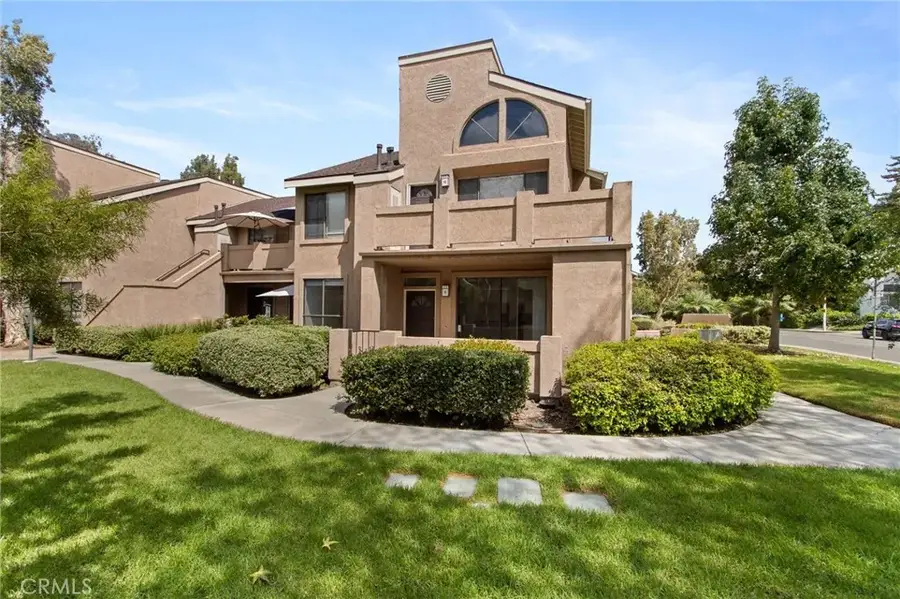 5722 E Stillwater #11, Orange, CA 92869 - #2