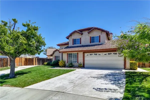 38016 Ranier, Palmdale, CA 93552