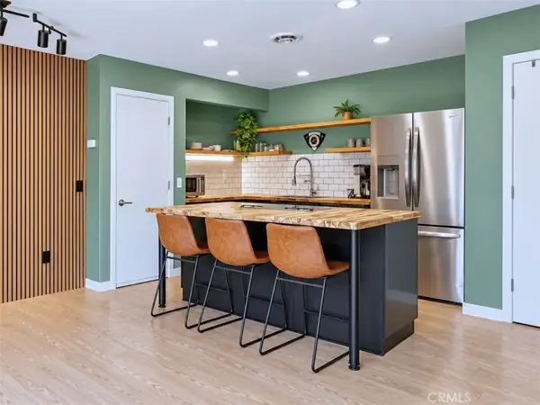 1642 Iowa Street #A, Costa Mesa, CA 92626