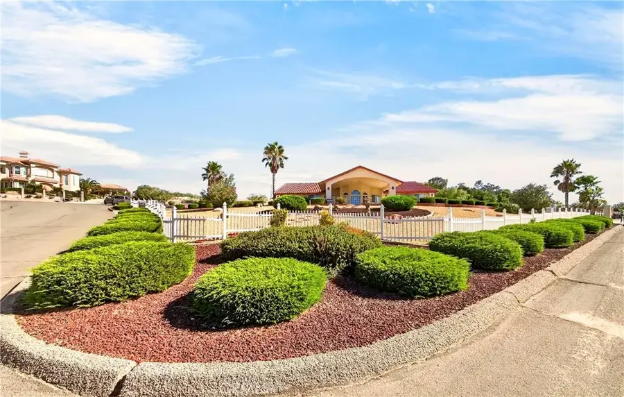 13573 Sunset Drive, Apple Valley, CA 92308 - #3