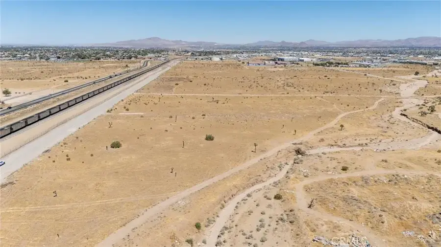 0 E Santa Fe, Hesperia, CA 92345 - #3