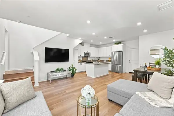 3945 Lavine Way #105, Corona, CA 92883