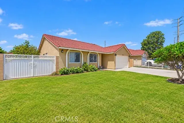9730 Linden Avenue, Bloomington, CA 92316 - #2