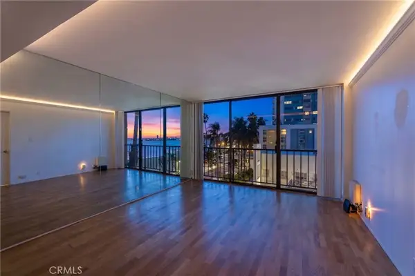 1750 E Ocean #501, Long Beach, CA 90802