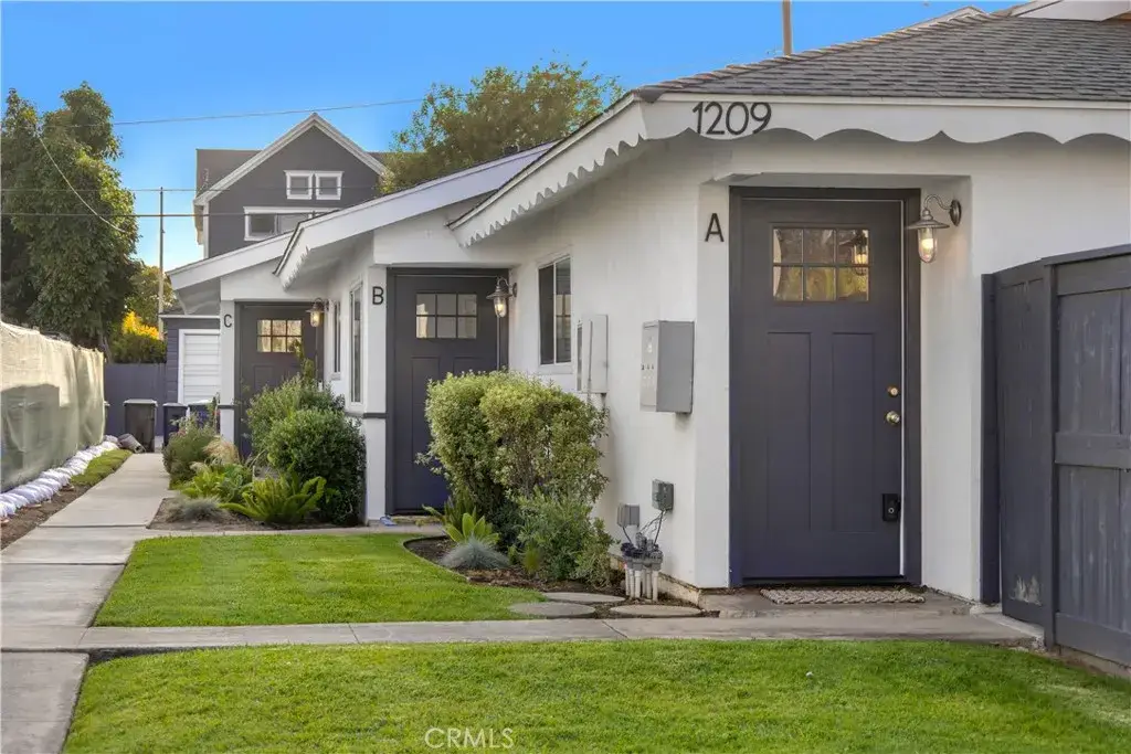 1209 Florida Street, Huntington Beach, CA 92648 - #1