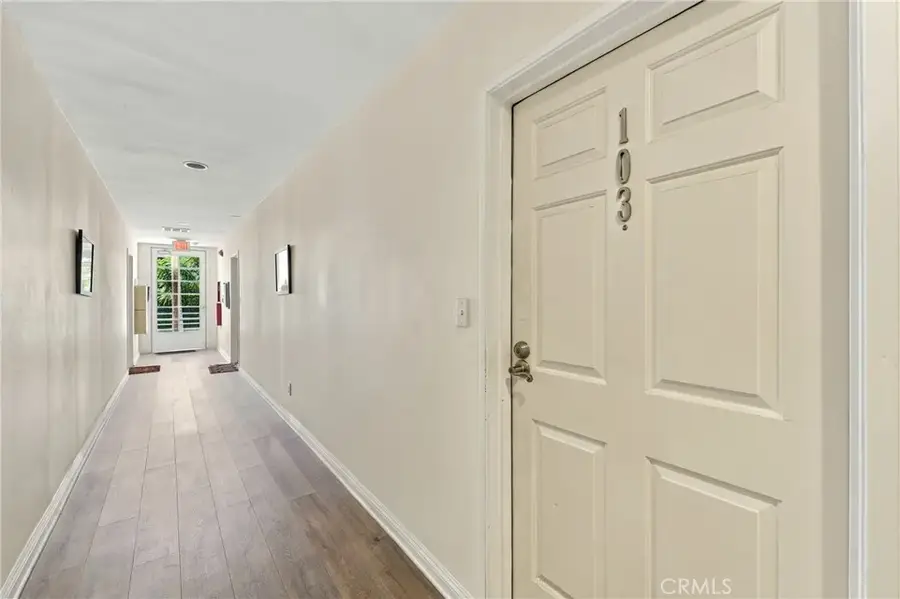 812 Hudson #103, Los Angeles, CA 90038 - #3