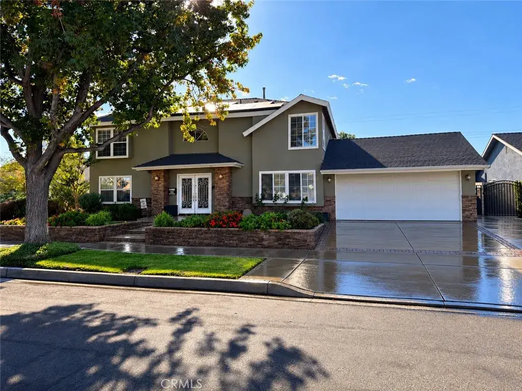 390 N Milford Road, Orange, CA 92867 - #1