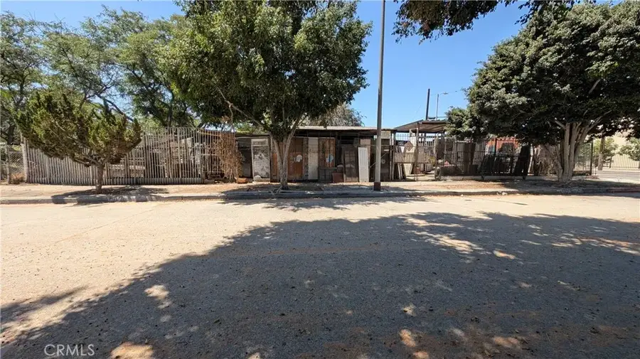 1120 S Boyle, Los Angeles, CA 90023 - #2