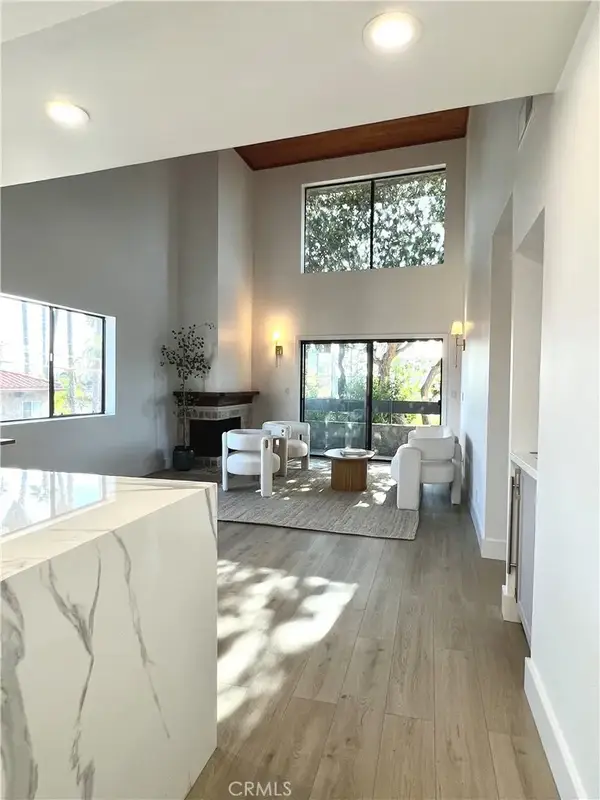 3988 Beethoven Street #7, Los Angeles, CA 90066