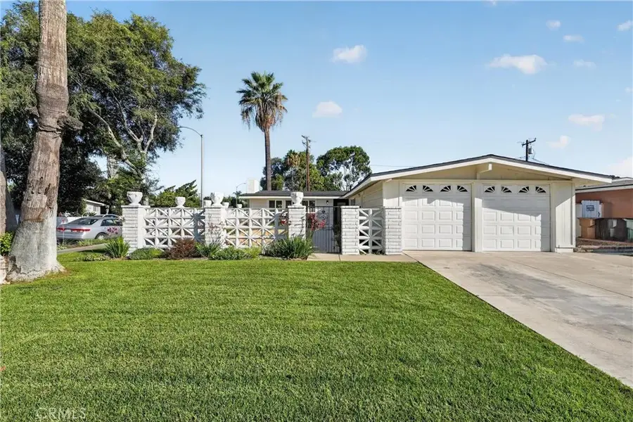 2381 W Transit, Anaheim, CA 92804 - #2