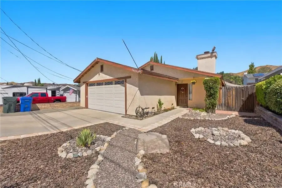 29523 Hunstock, Val Verde, CA 91384 - #2