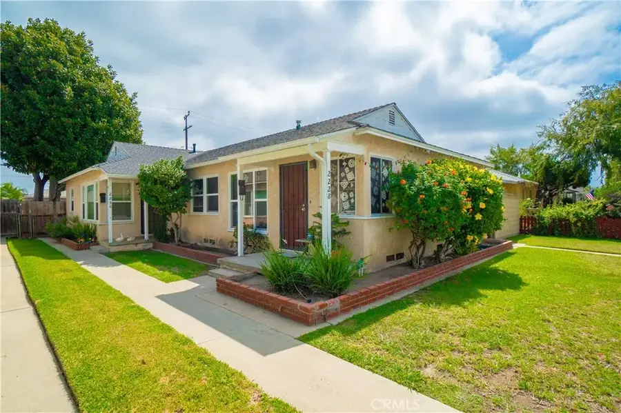 2228 Argonne, Long Beach, CA 90815 - #2