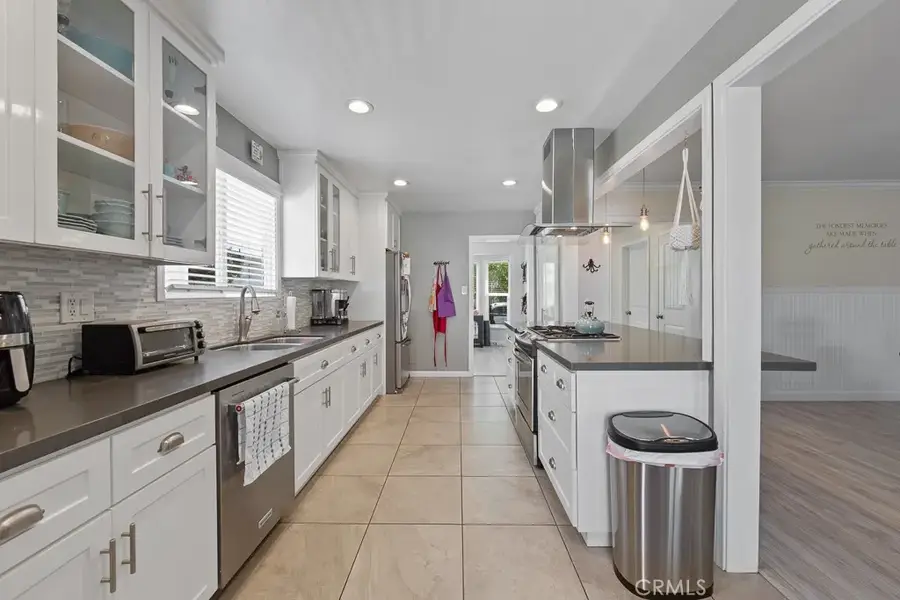 2513 Greentop, Lakewood, CA 90712 - #2