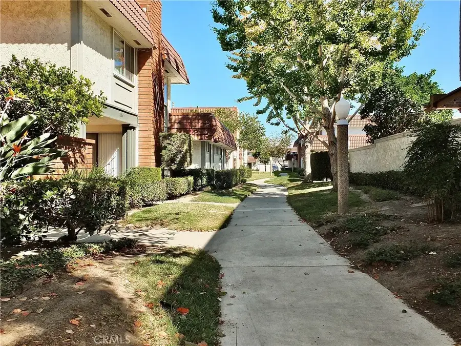 6884 Breton, Cypress, CA 90630 - #2