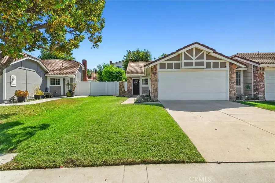 8492 E Saratoga Street, Anaheim Hills, CA 92808 - #2