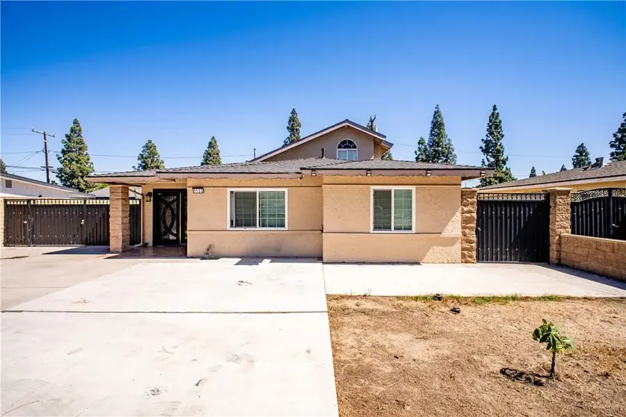 1133 S Harmon, Santa Ana, CA 92704 - #2