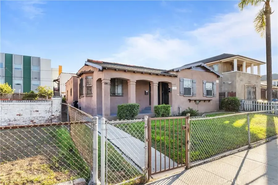 1120 W 85th, Los Angeles, CA 90044 - #2