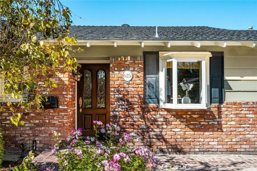 625 E Adams, Orange, CA 92867 - #2