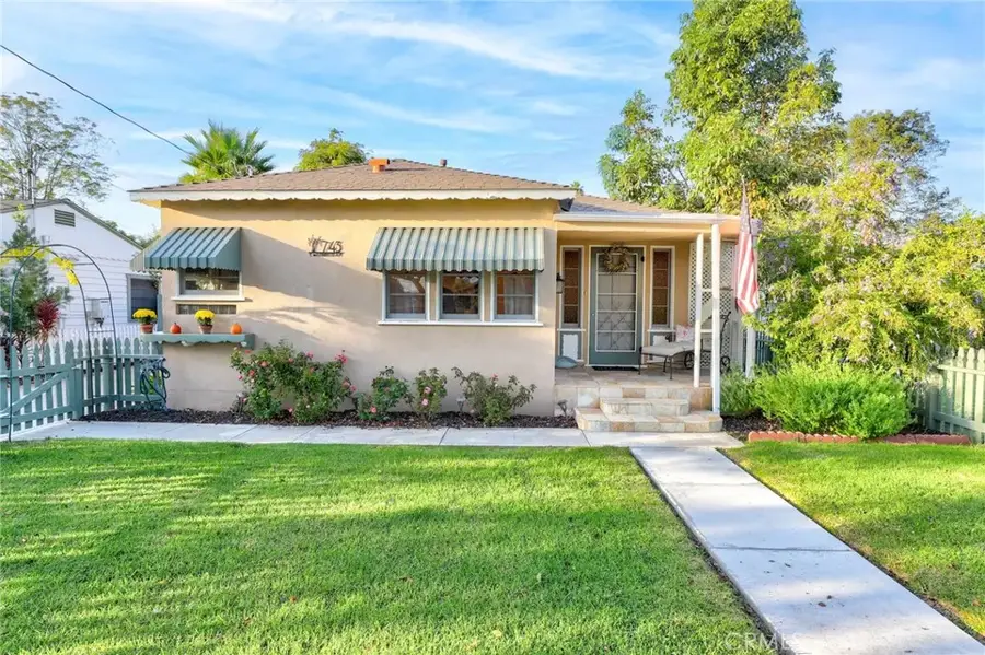 743 E Washington, Orange, CA 92866 - #2