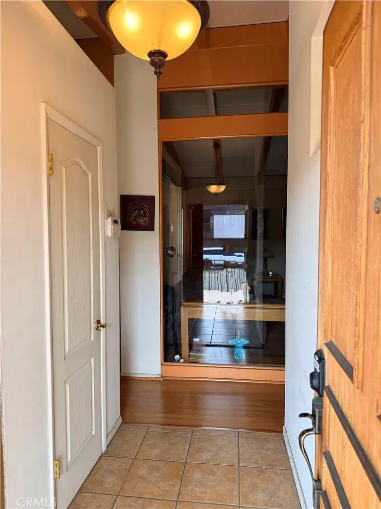 9818 S 2nd, Inglewood, CA 90305 - #3