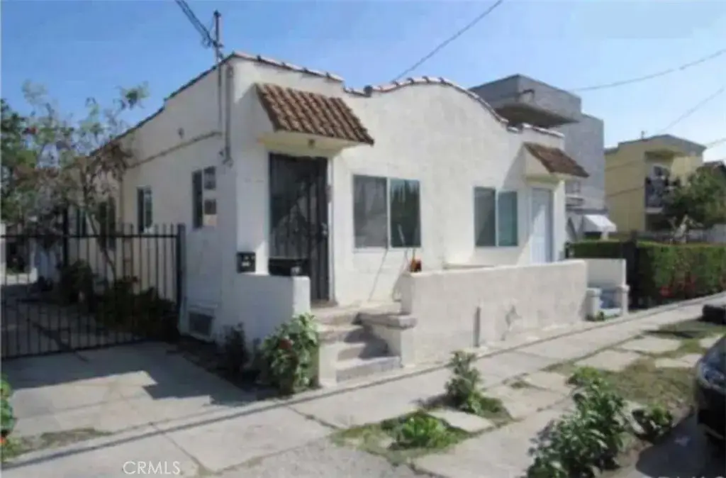 727 W 54th Street, Los Angeles, CA 90037 - #1