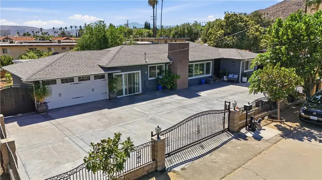 11574 Doverwood Drive, Riverside, CA 92505 - #1
