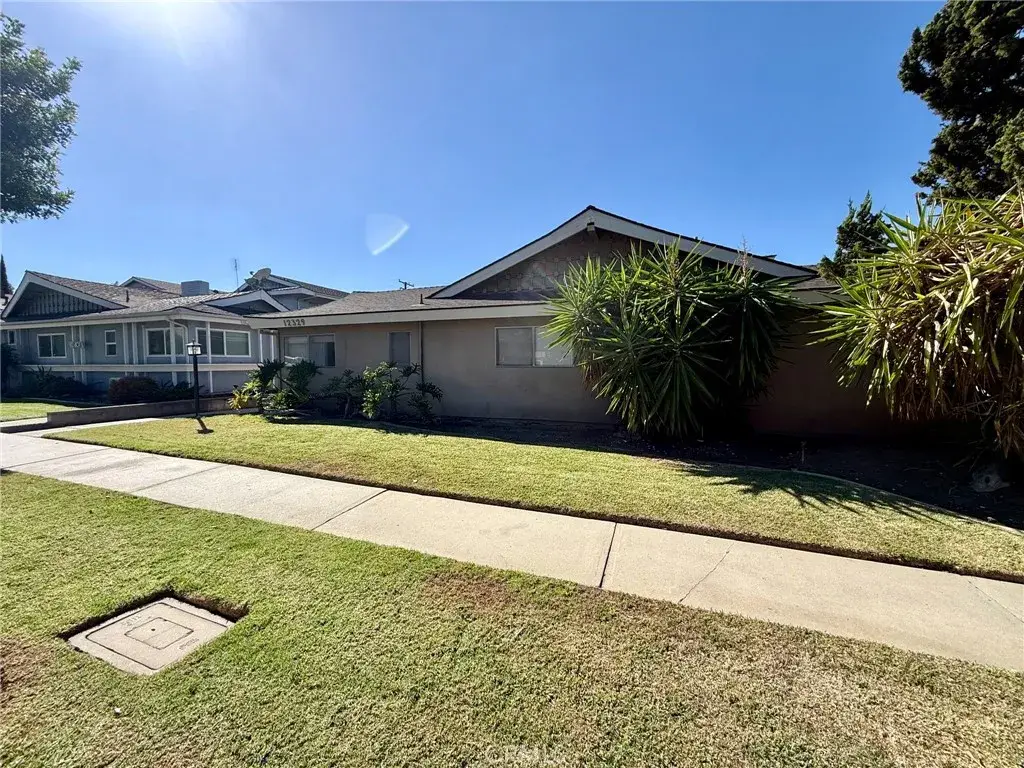 12329 Breezewood Drive, Whittier, CA 90604 - #1