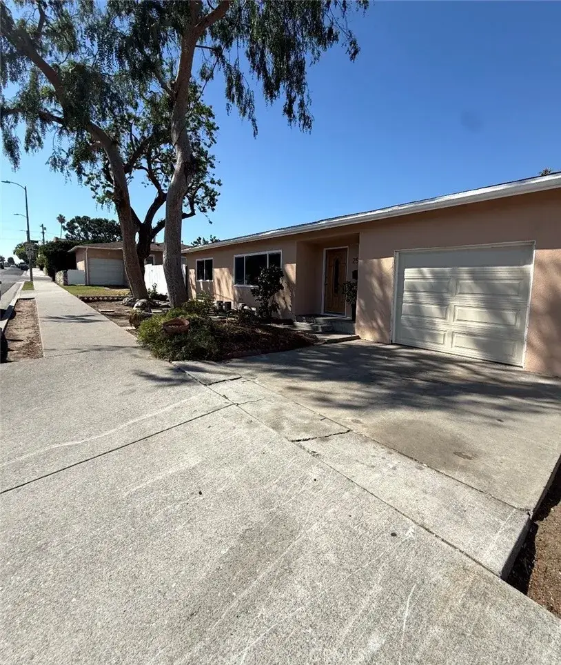 1705 252nd, Lomita, CA 90717 - #1