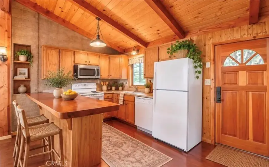 272 Manzanita Drive, Green Valley Lake, CA 92341 - #3