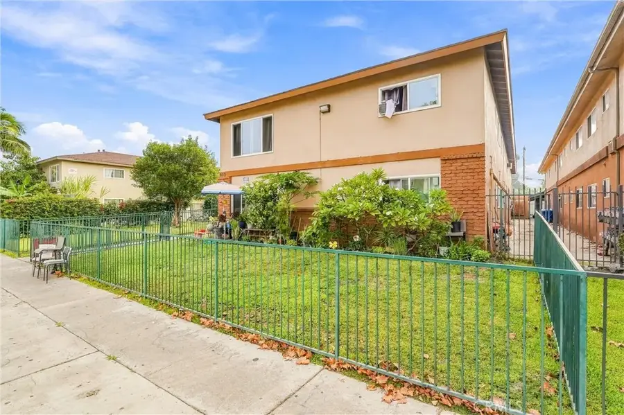 809 S Townsend Street, Santa Ana, CA 92704 - #2