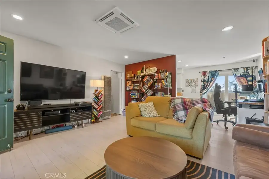 715 S Webster #30 Avenue, Anaheim, CA 92804 - #3