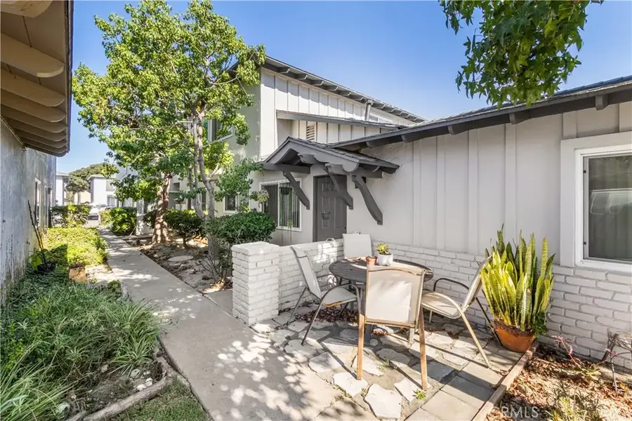 405 12th, Huntington Beach, CA 92648 - #2
