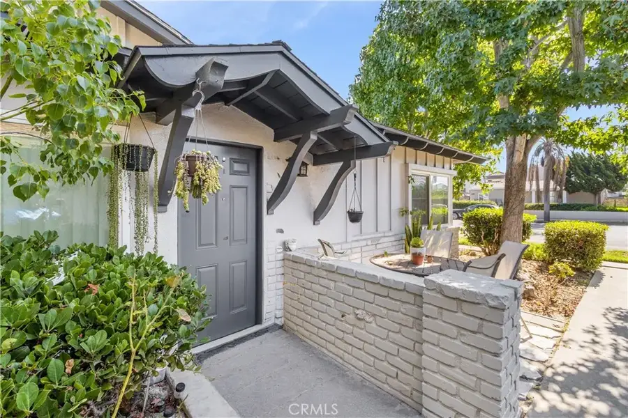 405 12th, Huntington Beach, CA 92648 - #3
