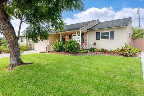 2245 Mcnab, Long Beach, CA 90815