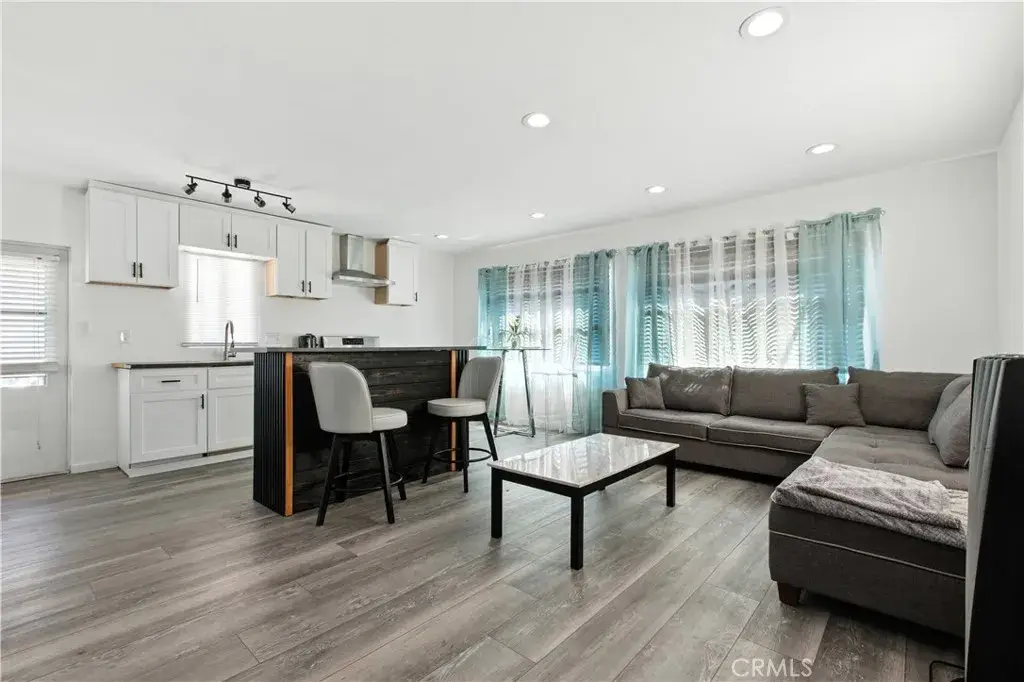 1900 W. Artesia Blvd #4, Torrance, CA 90504 - #1