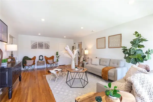 1014 E Carson, Long Beach, CA 90807