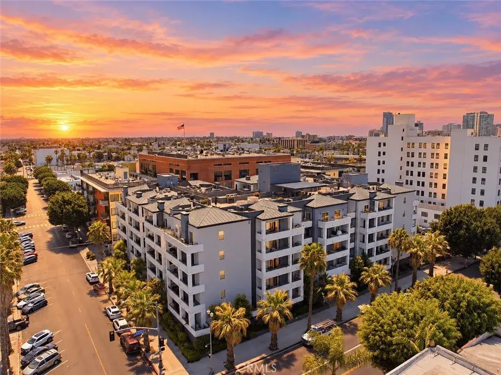 838 Pine #215, Long Beach, CA 90813 - #1