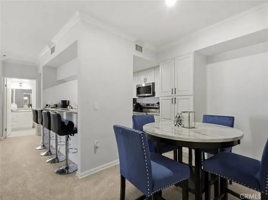 838 Pine #215, Long Beach, CA 90813 - #2