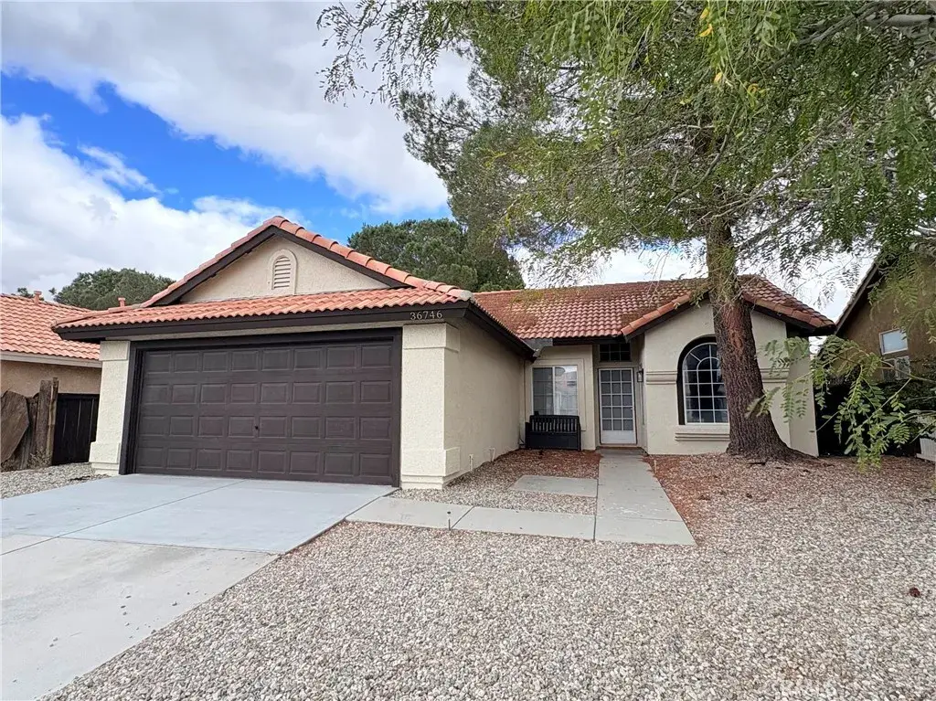 36746 Golden Oak, Palmdale, CA 93552 - #1