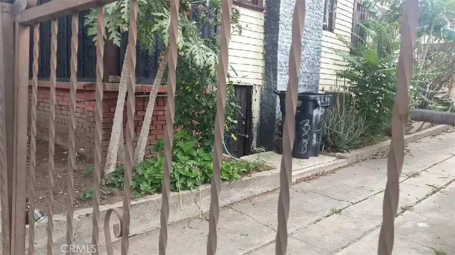 308 N Mountain View Avenue, Los Angeles, CA 90026 - Image #3