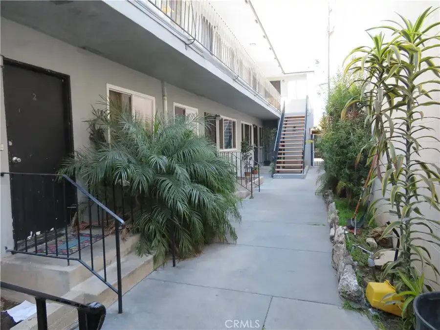 1547 Euclid Street, Santa Monica, CA 90404 - #3