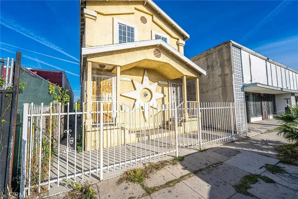 8940 S Western Avenue, Los Angeles, CA 90047 - Image #1