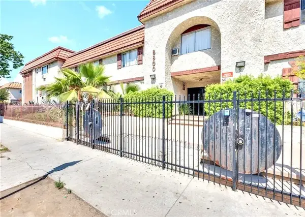 8800 Cedros Avenue #207, Panorama City, CA 91402