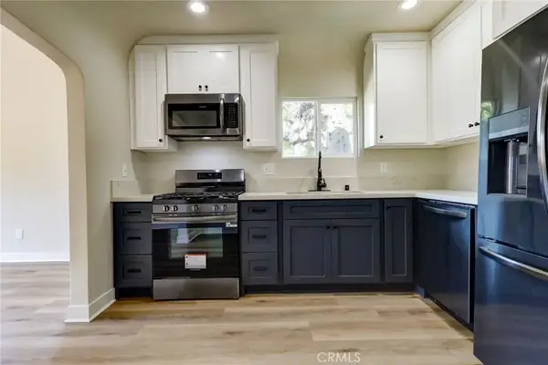 7400 S Hobart, Los Angeles, CA 90047