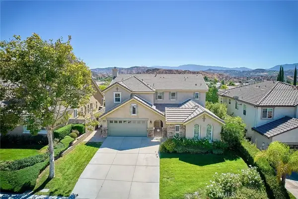 28410 Agajanian, Saugus, CA 91390