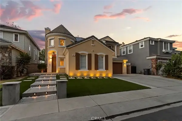 86 Lakeside Drive, Buena Park, CA 90621