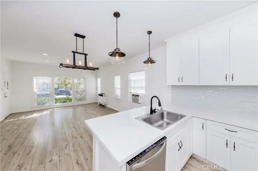 351 N Spaulding Ave, Los Angeles, CA 90036 - Image #3