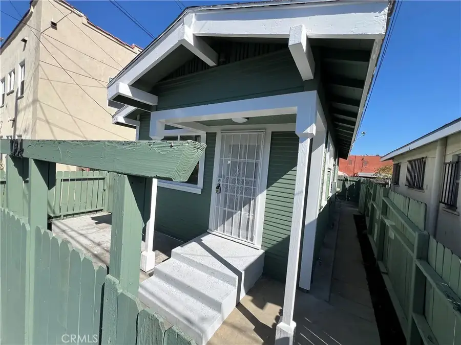 1084 N Almond Court, Long Beach, CA 90813 - Image #3